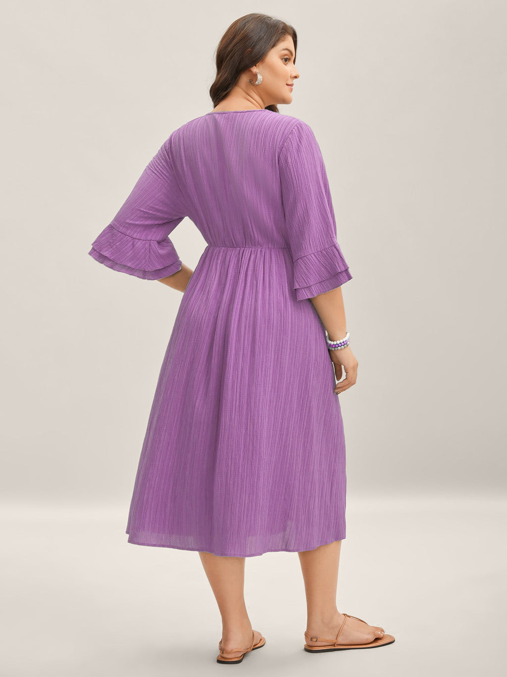 (15pcs Minimum Wholesale)Scalloped Lace Surplice Ruffled Midi Dress