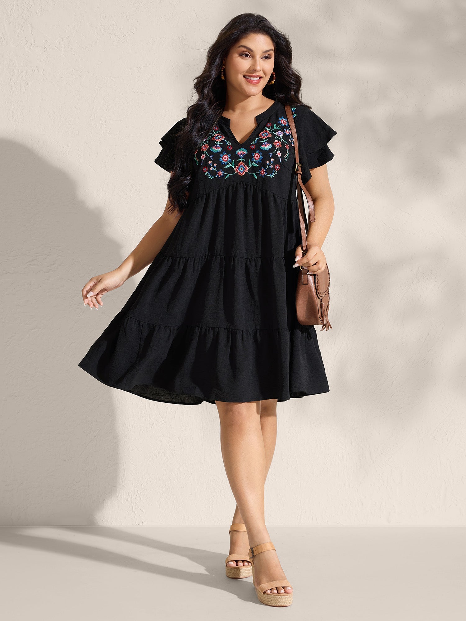 (16pcs Minimum Wholesale)Embroidered Neckline A-Line Ruffled Knee-Length Dress