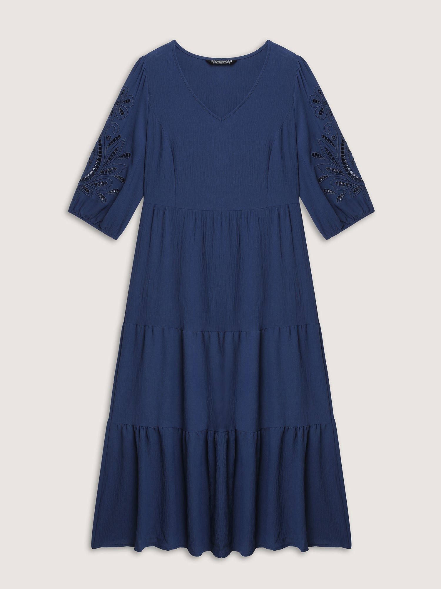 (18pcs Minimum Wholesale)Floral Cut-Out Embroidery Tiered Maxi Dress
