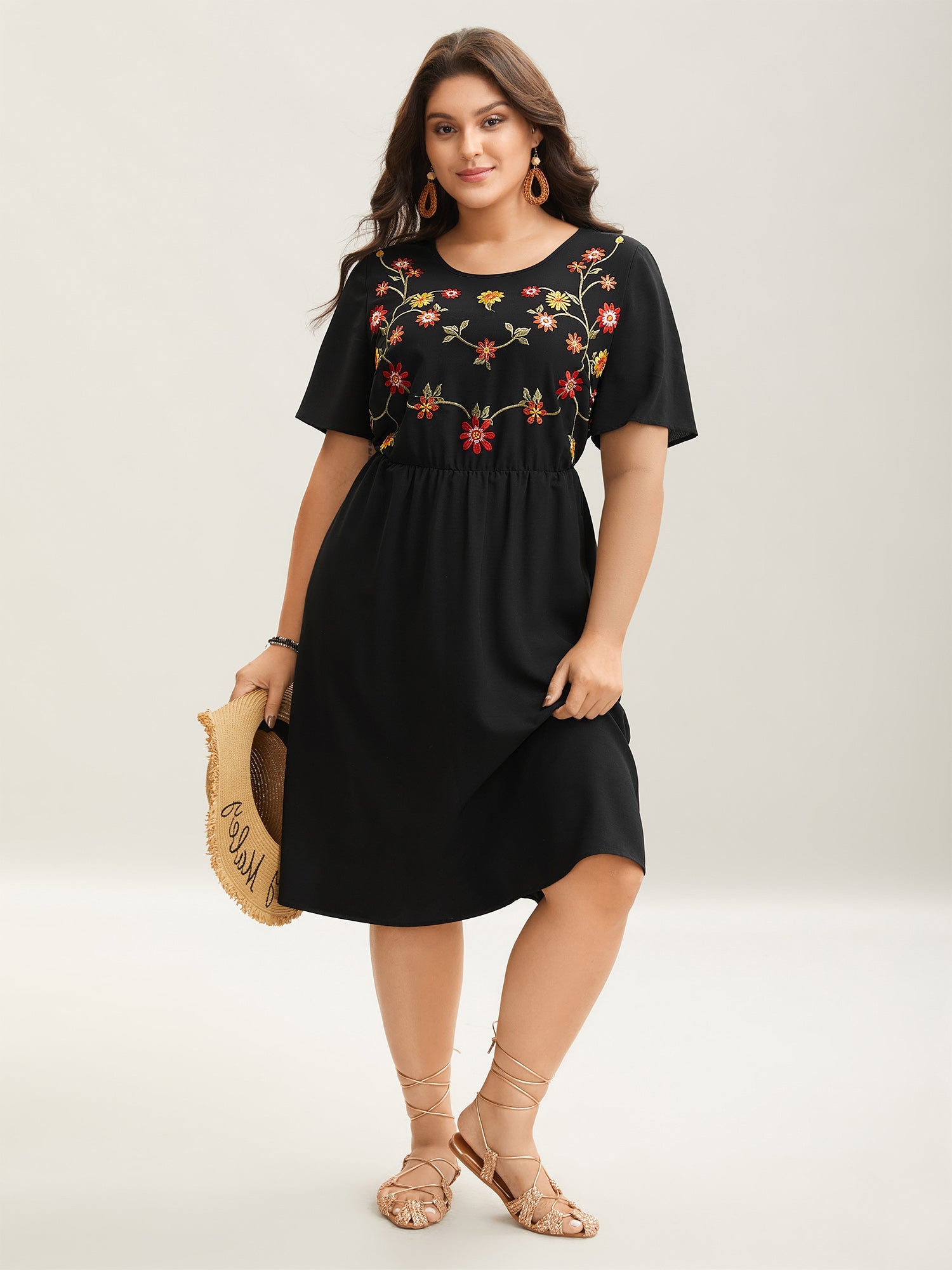 (26pcs Minimum Wholesale)Floral Embroidered Waist-Cinched Midi Dress