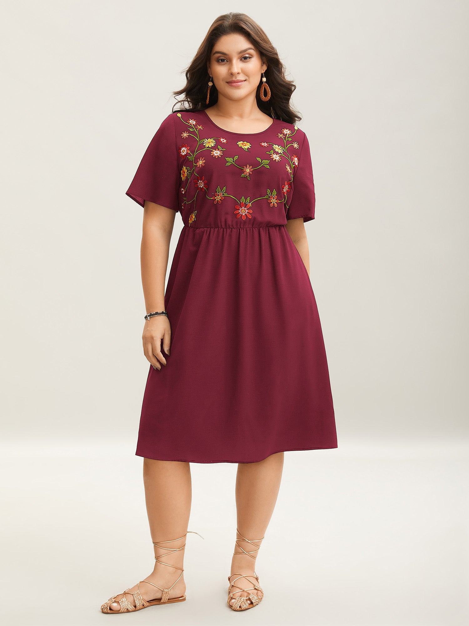 (26pcs Minimum Wholesale)Floral Embroidered Waist-Cinched Midi Dress