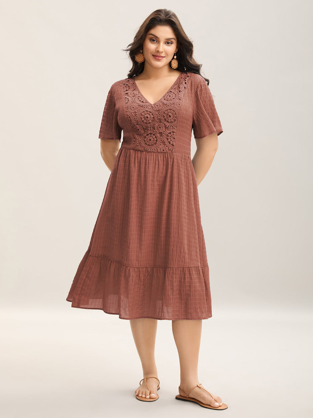 (20pcs Minimum Wholesale)Lace Textured Pockets Tiered Midi Dress