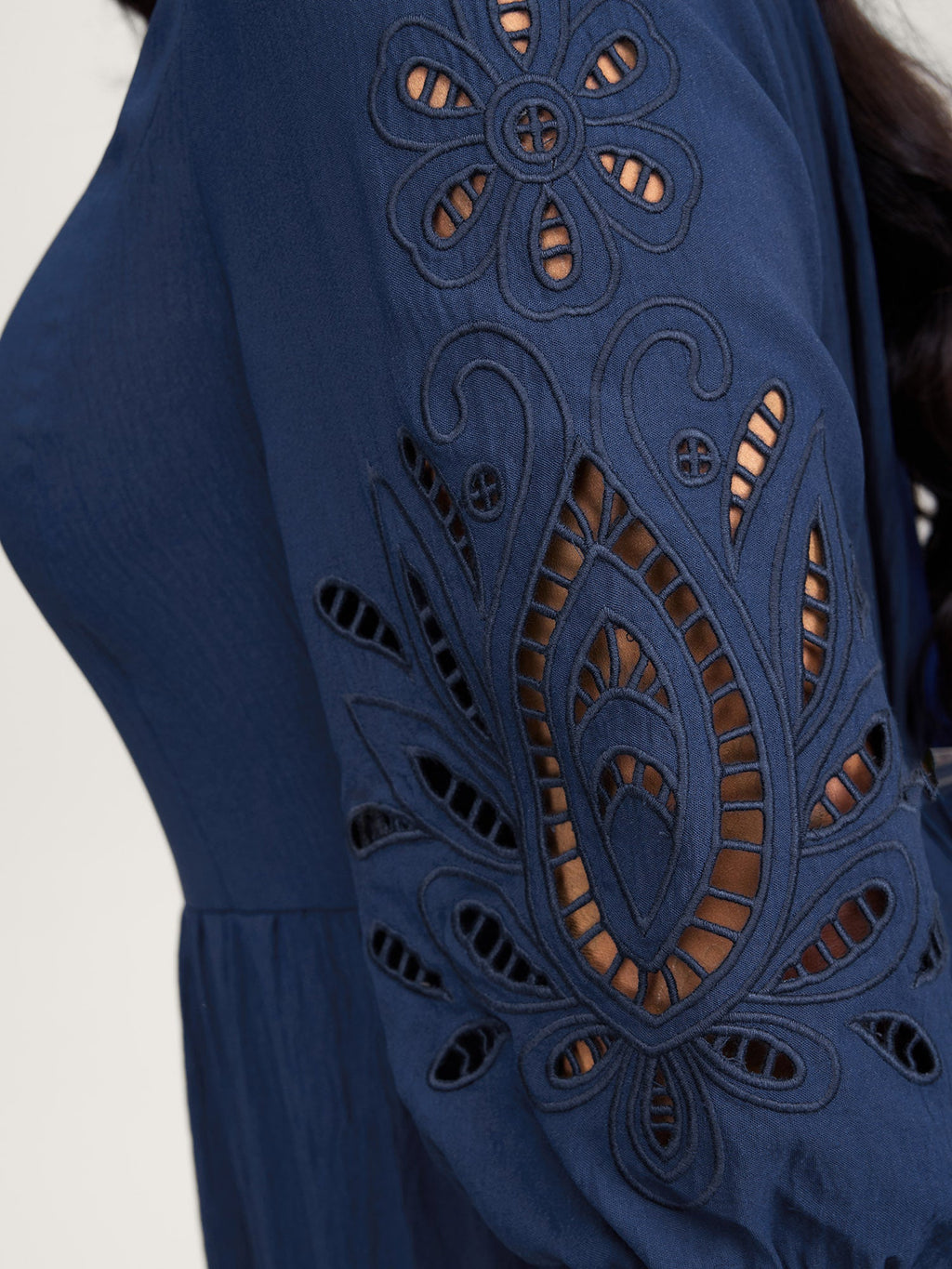 (18pcs Minimum Wholesale)Floral Cut-Out Embroidery Tiered Maxi Dress