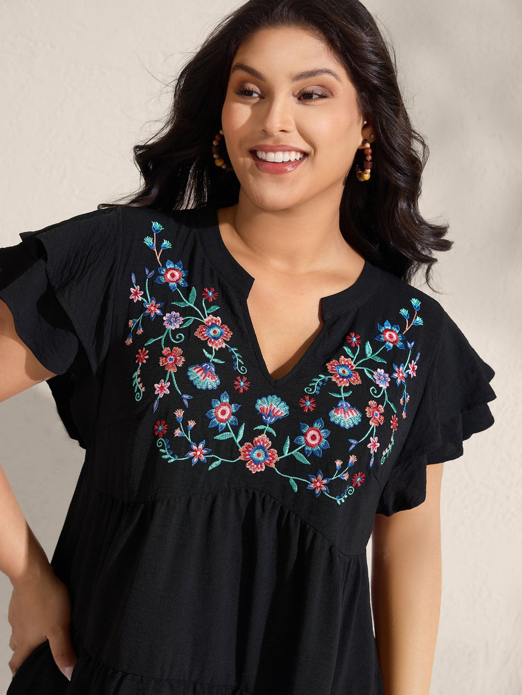 (16pcs Minimum Wholesale)Embroidered Neckline A-Line Ruffled Knee-Length Dress