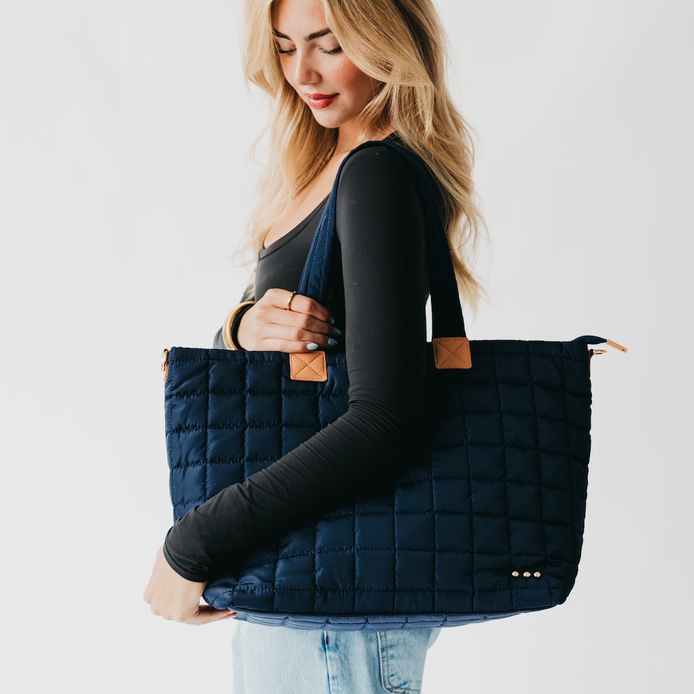 (20pcs Minimum Wholesale)Day Dreamer Quilted Tote Bag