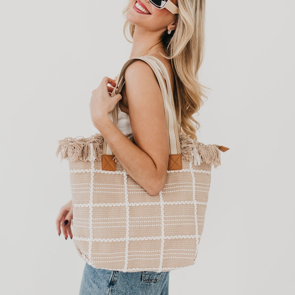 (26pcs Minimum Wholesale)Fae Fringe Tote Bag