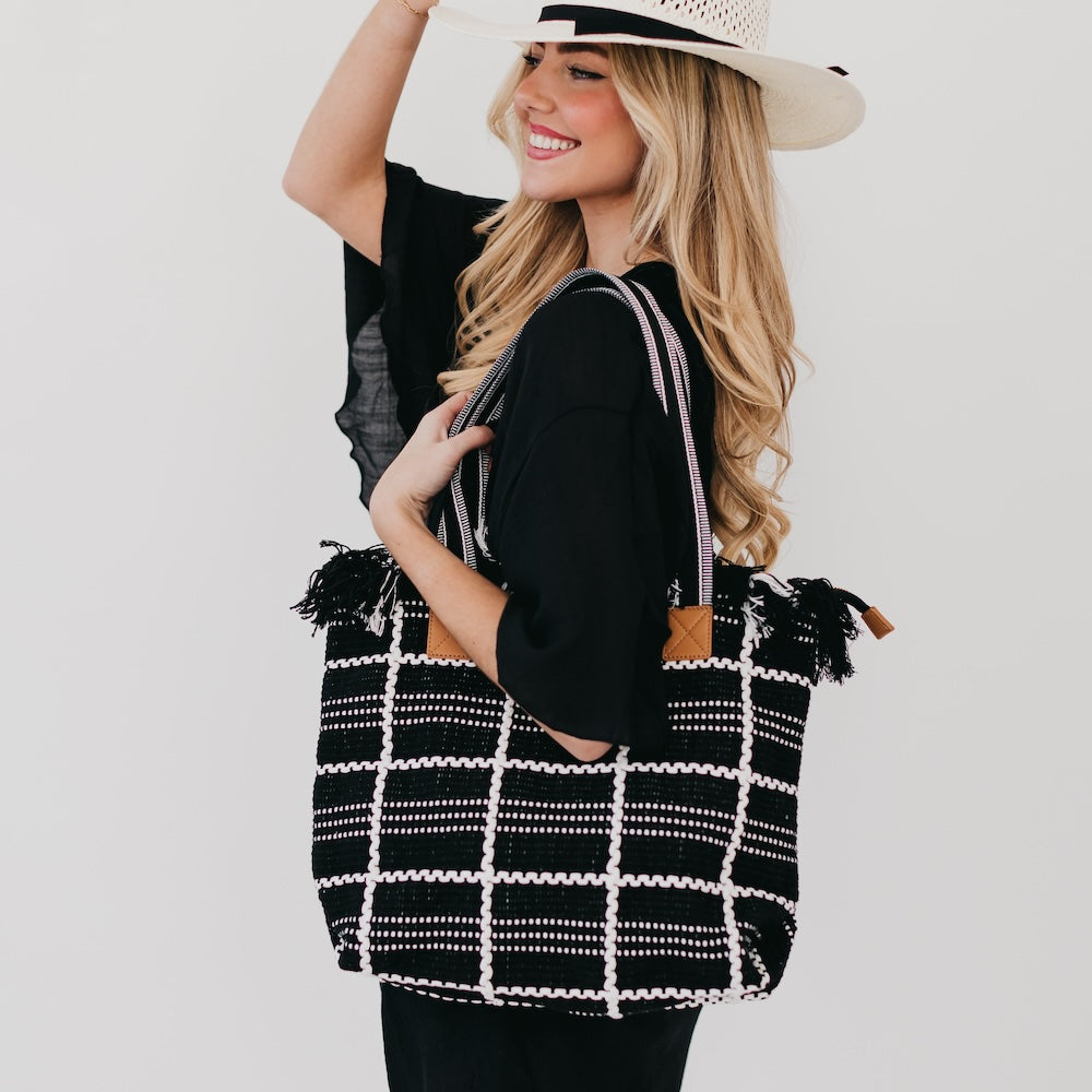 (26pcs Minimum Wholesale)Fae Fringe Tote Bag
